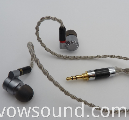 Hi-Res in-Ear Earphone